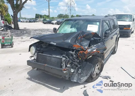 2008 Jeep Patriot Sport from USA, damaged, VIN 1J8FT28W58D644502